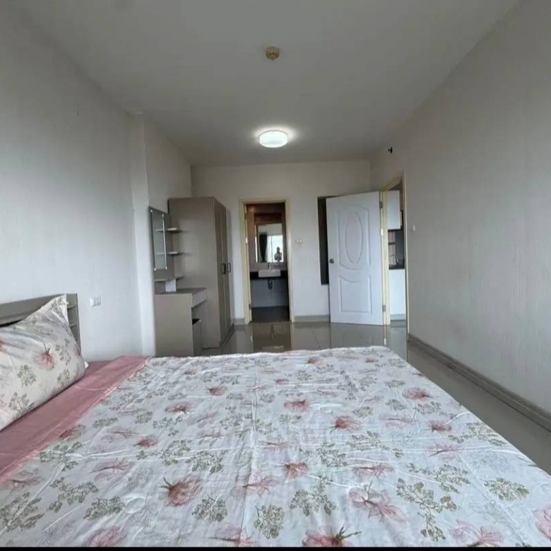 For sale : High Floor (18th), Stunning Sea View & Fully Furnished
