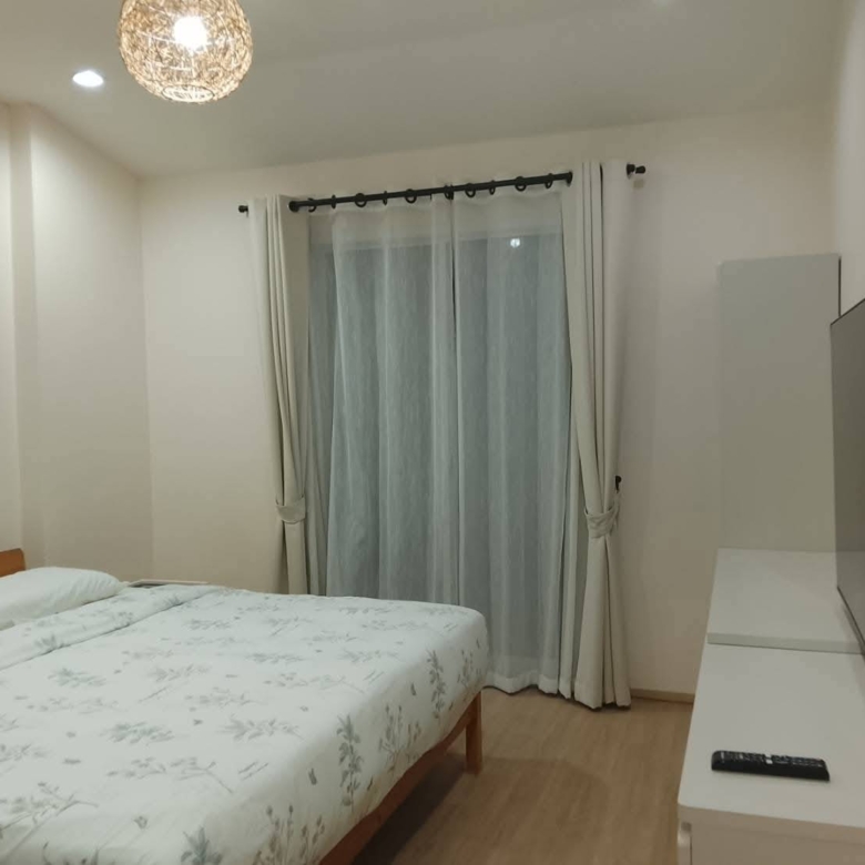 For sale : Best Price! 12.9M Baht, Huge Space (82 Sq.w.) with 6 Bedrooms & Large Recreation Room