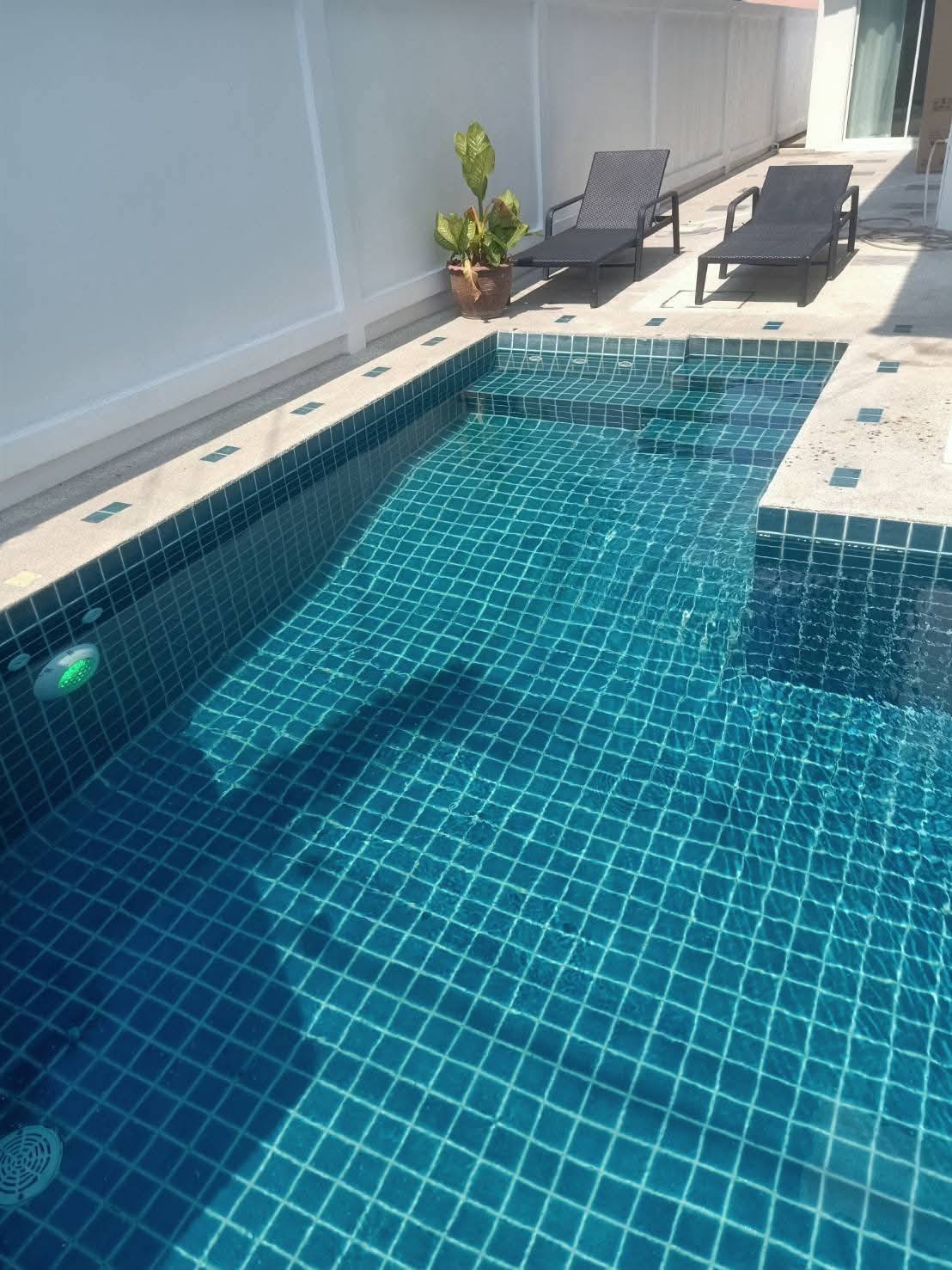 For sale : Best Price! 12.9M Baht, Huge Space (82 Sq.w.) with 6 Bedrooms & Large Recreation Room