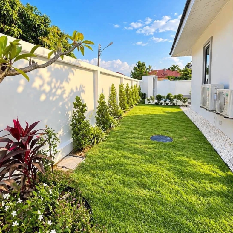 For sale : Best Price! 8.99M Baht, Spacious Pool Villa with Great Amenities