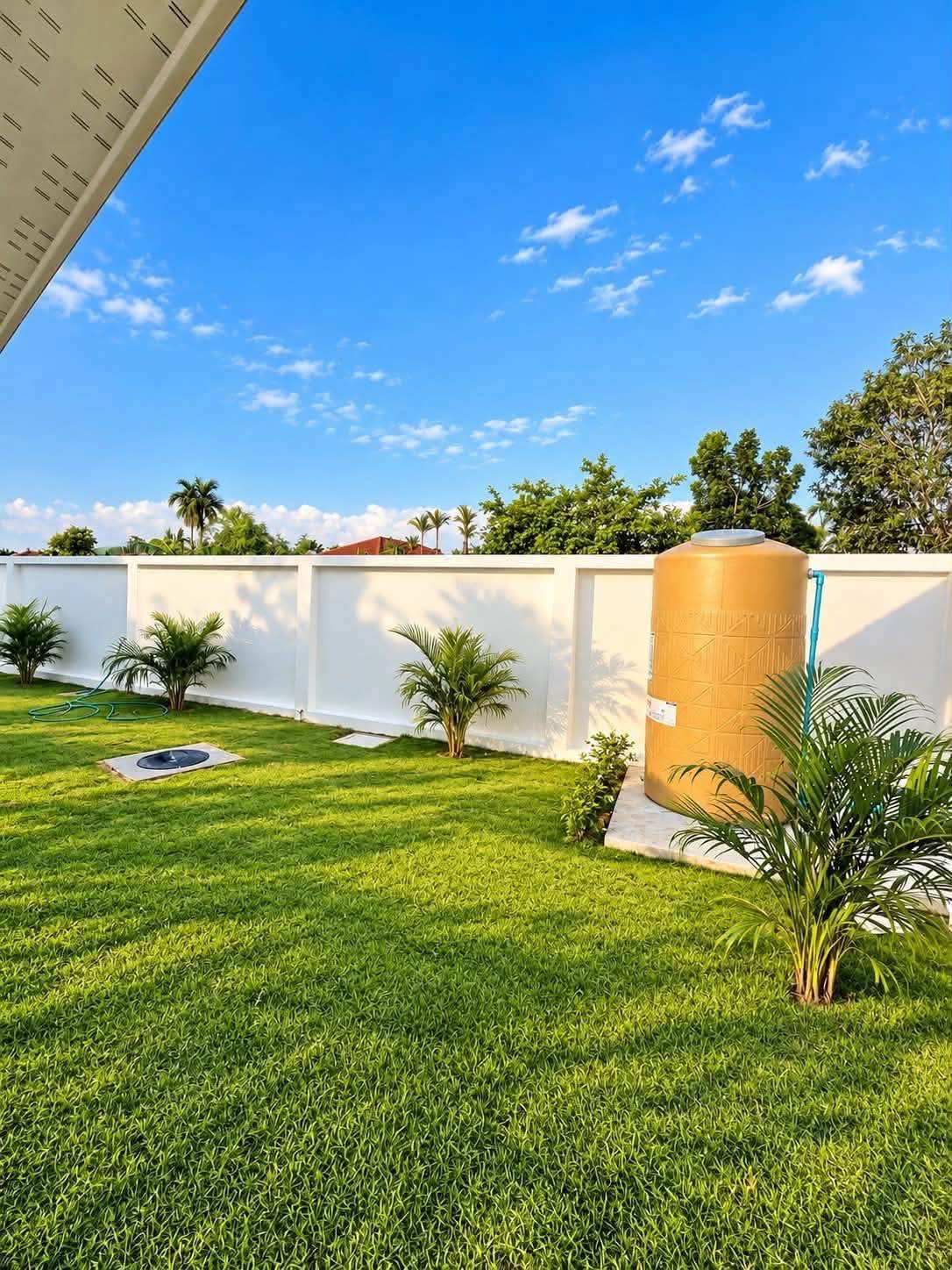 For sale : Best Price! 8.99M Baht, Spacious Pool Villa with Great Amenities
