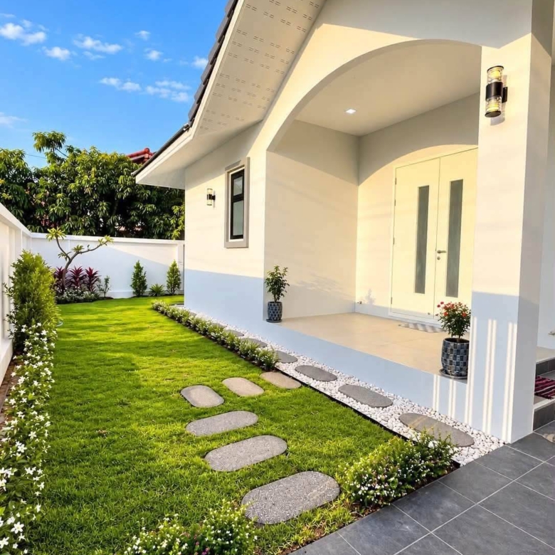 For sale : Best Price! 8.99M Baht, Spacious Pool Villa with Great Amenities