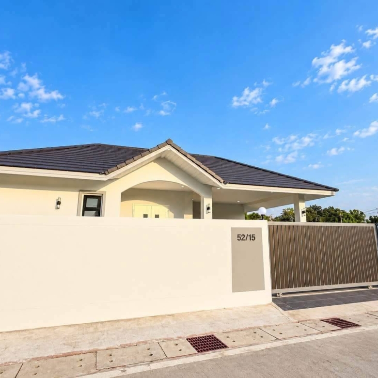 For sale : Best Price! 8.99M Baht, Spacious Pool Villa with Great Amenities