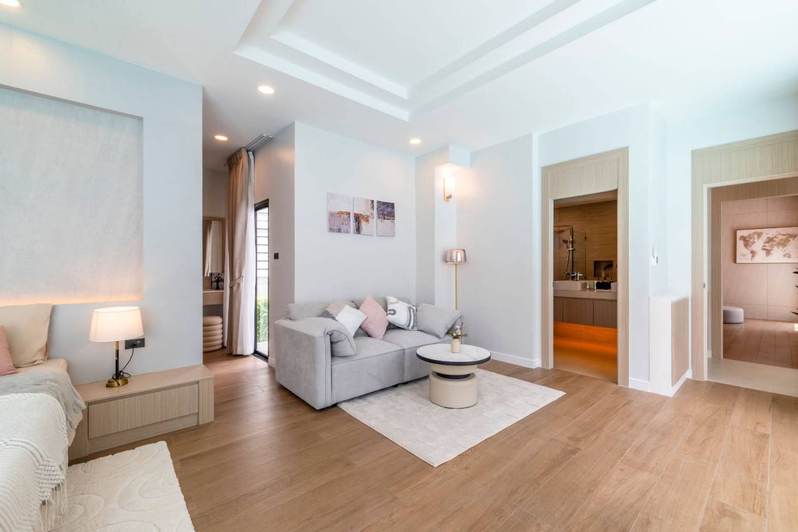 For sale : Ultra-Luxury Pool Villa | 4 Beds (En-suite) & 8 Baths, Huge Space (612 SQM.) on 152 SQW. Land
