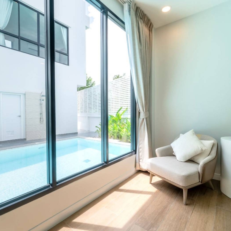 For sale : Ultra-Luxury Pool Villa | 4 Beds (En-suite) & 8 Baths, Huge Space (612 SQM.) on 152 SQW. Land