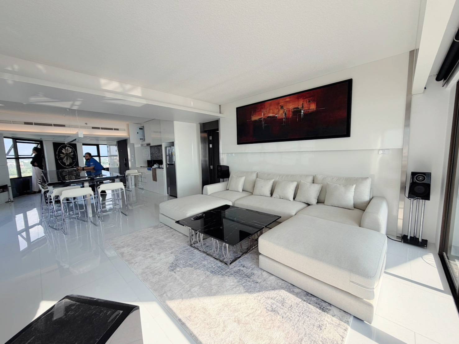 For Sale : Stunning Sea View | Massive 2-Bed Condo (164 Sq.m.) on 12th Floor, Foreign Quota
