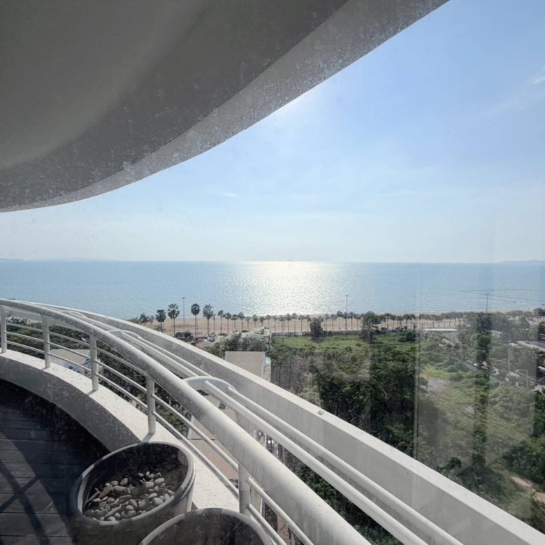 For Sale : Stunning Sea View | Massive 2-Bed Condo (164 Sq.m.) on 12th Floor, Foreign Quota