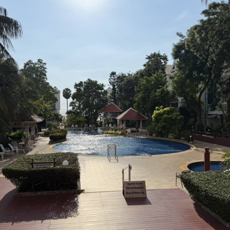 For Sale : Stunning Sea View | Massive 2-Bed Condo (164 Sq.m.) on 12th Floor, Foreign Quota