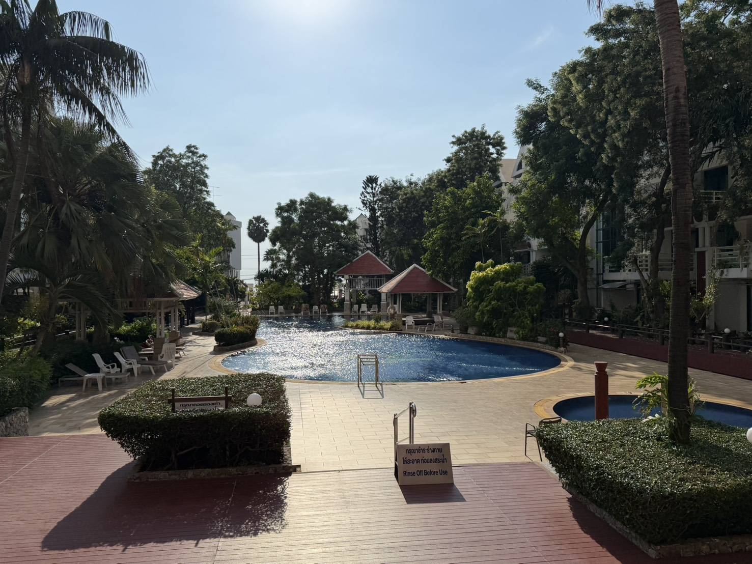 For Sale : Stunning Sea View | Massive 2-Bed Condo (164 Sq.m.) on 12th Floor, Foreign Quota