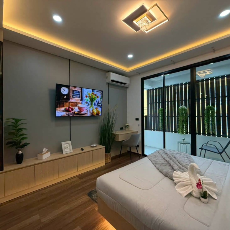 For sale : Prime Location on Pratumnak Hill | Fully Furnished Studio (32 SQM.) on 3rd Floor