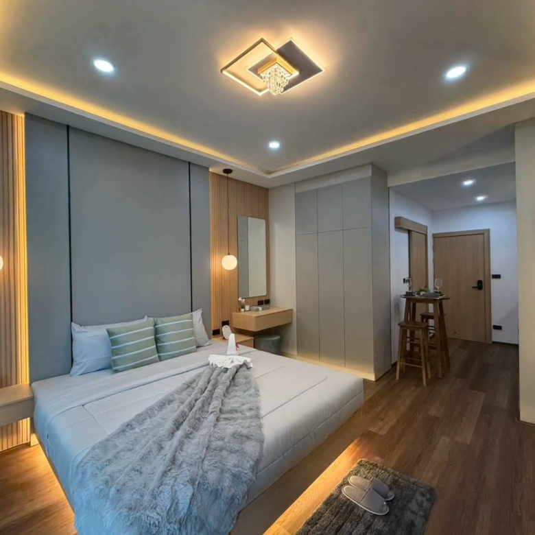 For sale : Prime Location on Pratumnak Hill | Fully Furnished Studio (32 SQM.) on 3rd Floor