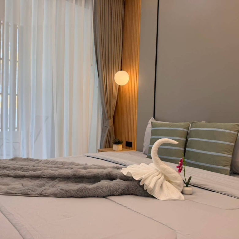 For sale : Prime Location on Pratumnak Hill | Fully Furnished Studio (32 SQM.) on 3rd Floor