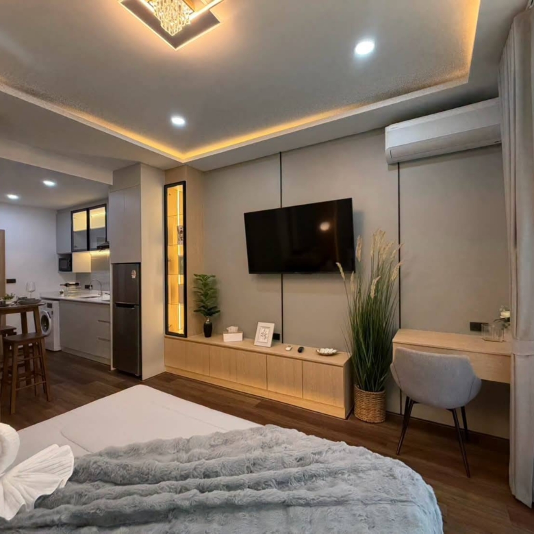 For sale : Prime Location on Pratumnak Hill | Fully Furnished Studio (32 SQM.) on 3rd Floor