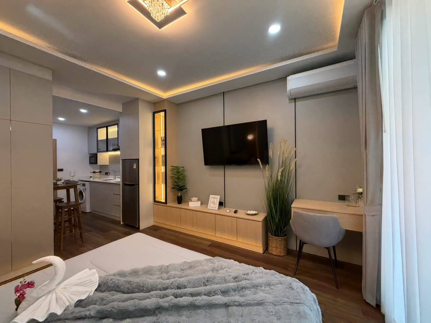 For sale : Prime Location on Pratumnak Hill | Fully Furnished Studio (32 SQM.) on 3rd Floor