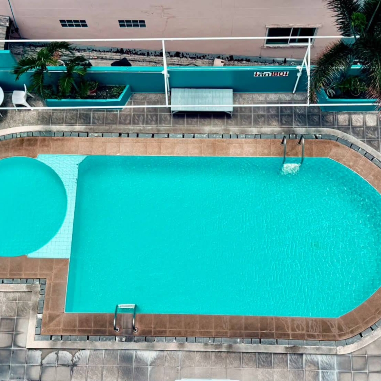 For sale : Prime Location on Pratumnak Hill | Fully Furnished Studio (32 SQM.) on 3rd Floor