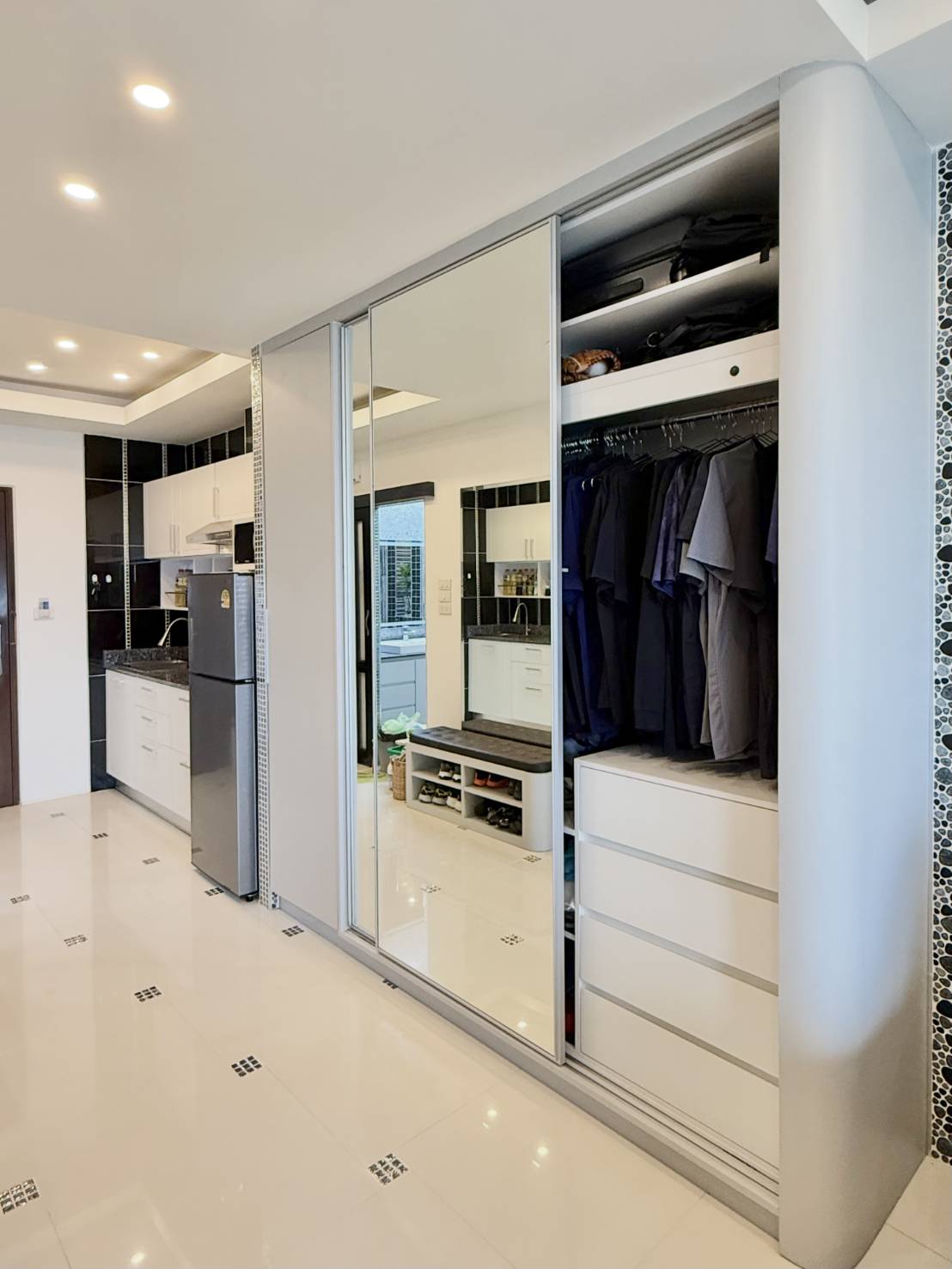 For Sale : Best Deal 4.38M Baht | Fully Furnished with Separate Washer & Dryer, Ready to Move In
