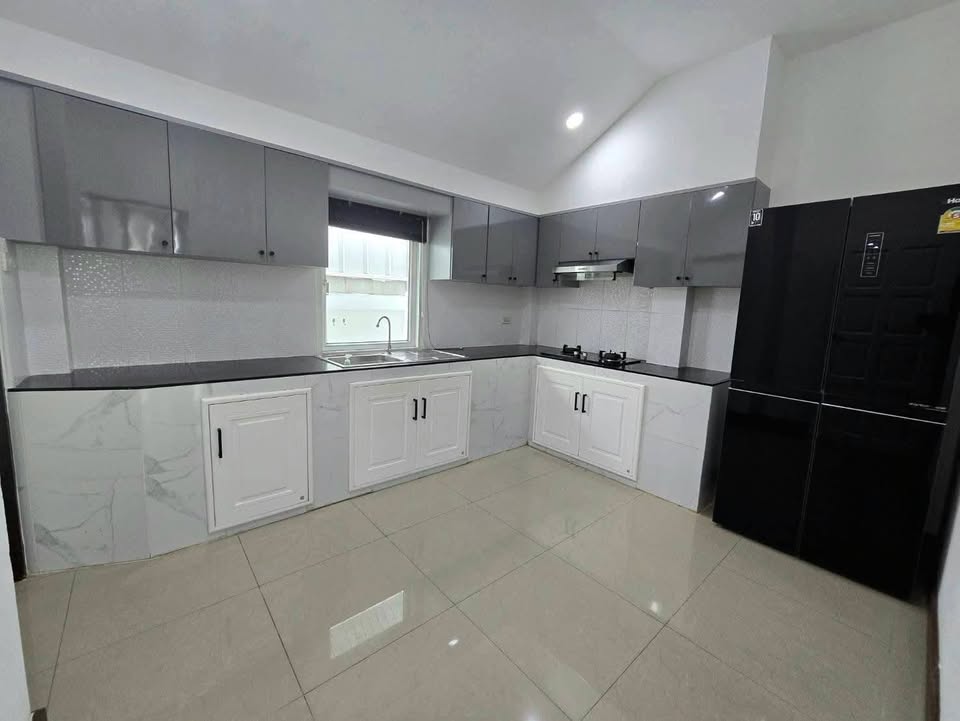 For sale : Great Value! 3 Beds, Fully Furnished House with Great Amenities