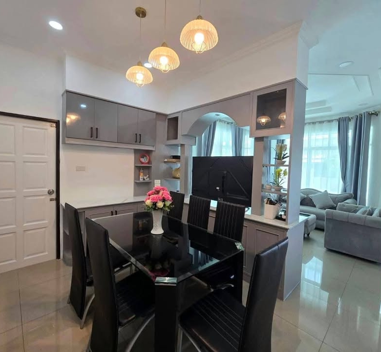 For sale : Great Value! 3 Beds, Fully Furnished House with Great Amenities