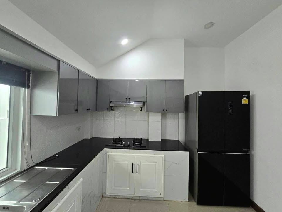For sale : Great Value! 3 Beds, Fully Furnished House with Great Amenities