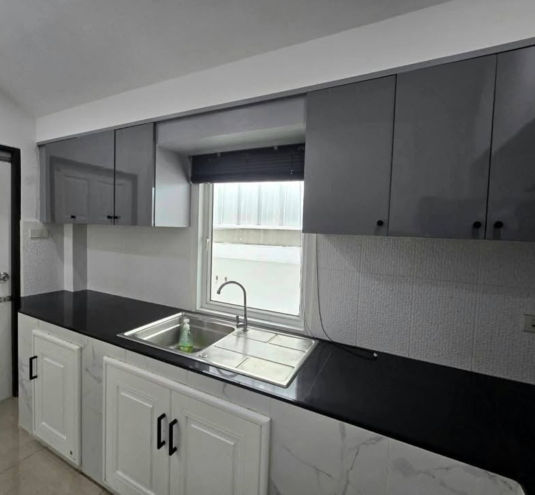 For sale : Great Value! 3 Beds, Fully Furnished House with Great Amenities