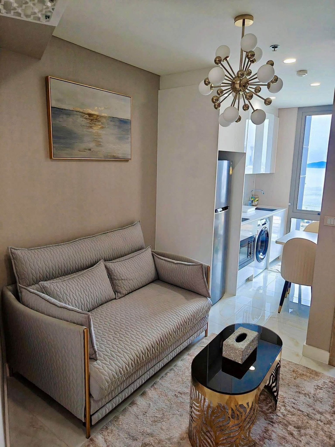 For sale : Great Value! Modern Unit with Great View & Best Price