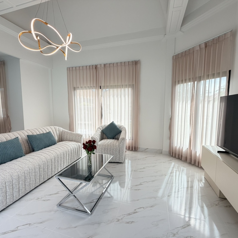 For sale : Best Price! 6.9M Baht, Modern Pool Villa with 75 SQW. Land Area