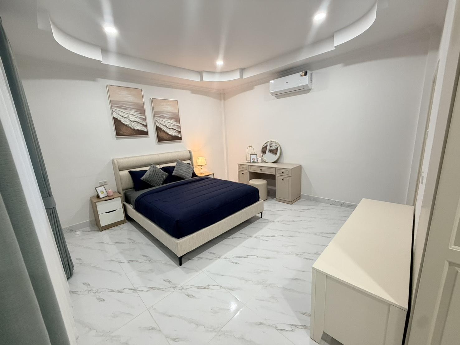 For sale : Best Price! 6.9M Baht, Modern Pool Villa with 75 SQW. Land Area