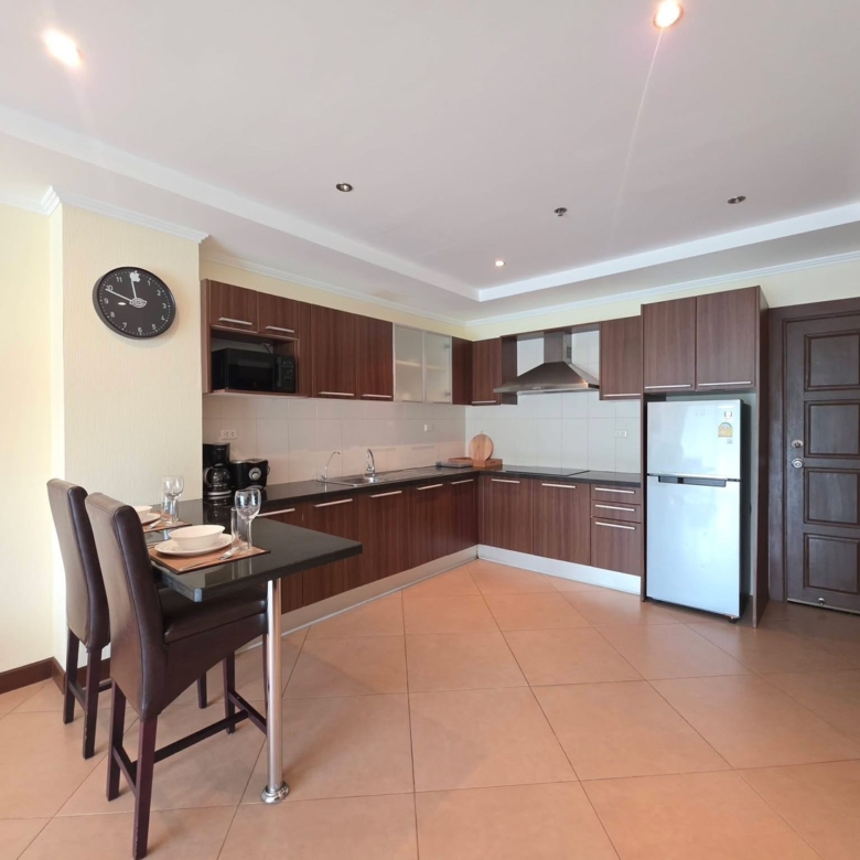 На продажу: просторный кондо с 1 спальней в The Residence Jomtien