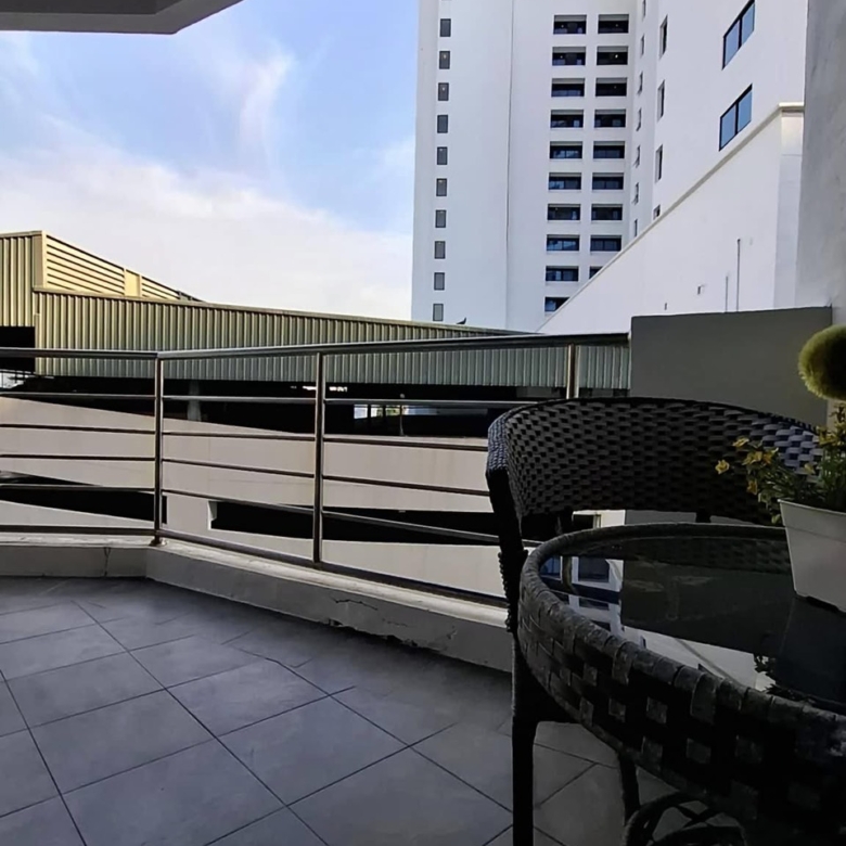 В аренду : Кондоминиум в аренду, всего 2 минуты до моря @ Jomtien Plaza Residence