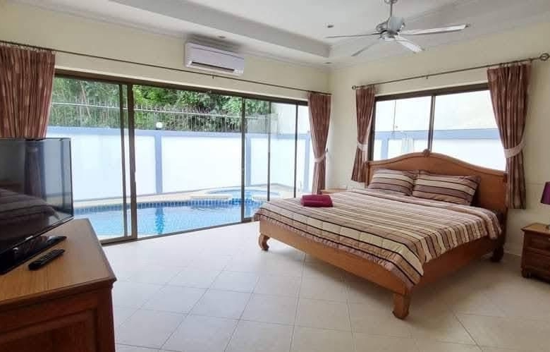 For Rent : 5 Bedroom Pool Villa For Rent at Jomtien, Pattaya