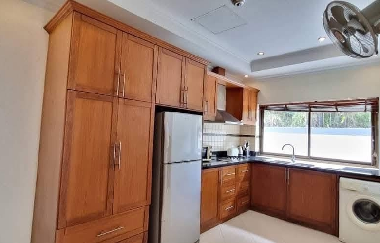 For Rent : 5 Bedroom Pool Villa For Rent at Jomtien, Pattaya