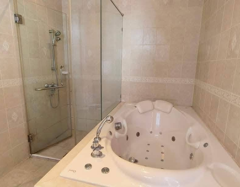 For Rent : 5 Bedroom Pool Villa For Rent at Jomtien, Pattaya