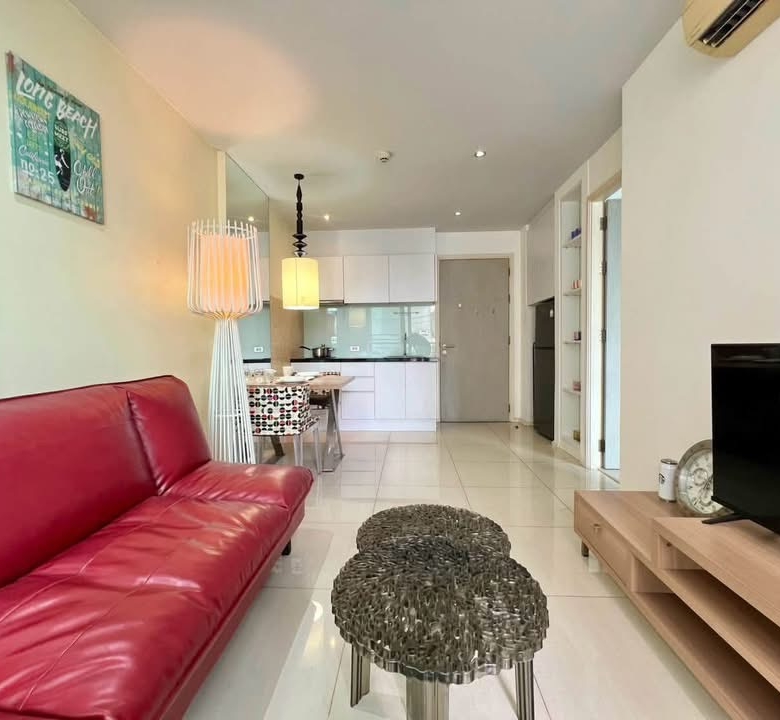 Best Price! 1 Bed with Great Amenities, Foreign Quota