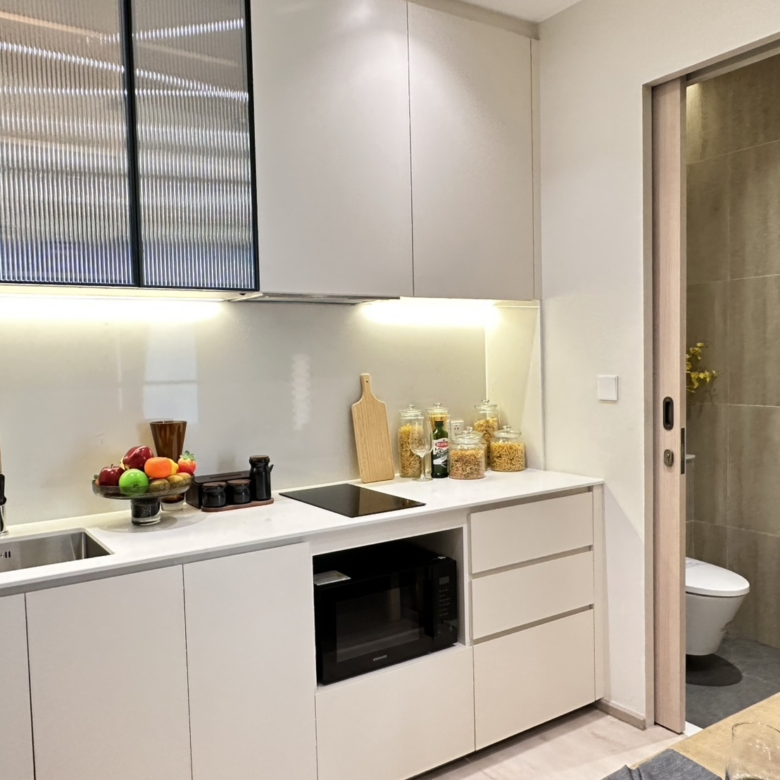 For sale : Hot Property in center Pattaya | Luxury 1-Bedroom Unit, Best Investment & Special Promotion