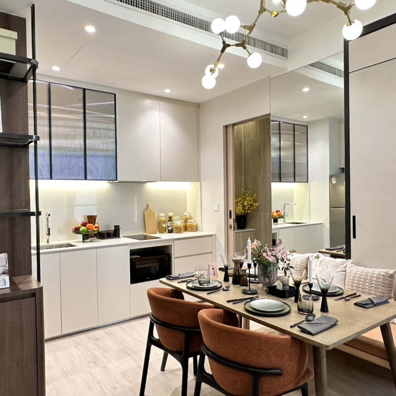 For sale : Hot Property in center Pattaya | Luxury 1-Bedroom Unit, Best Investment & Special Promotion