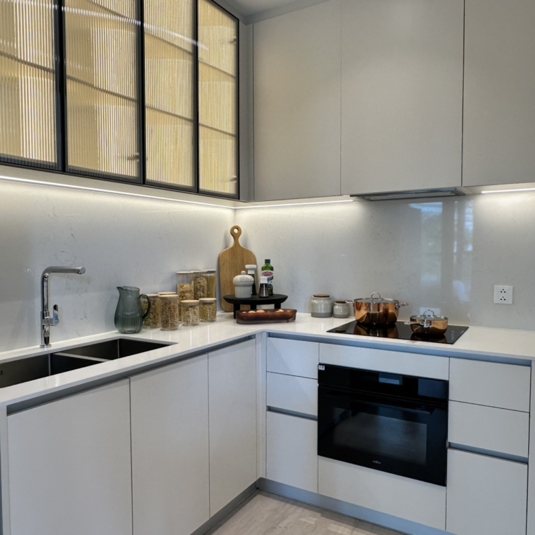 For sale : Hot Property in Wongamat | Luxury 2-Bedroom Unit, Best Investment & Special Promotion