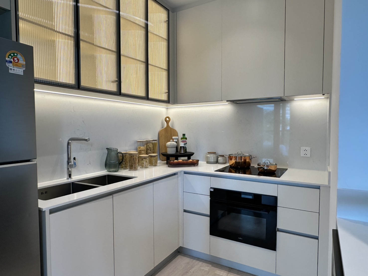 For sale : Hot Property in Wongamat | Luxury 2-Bedroom Unit, Best Investment & Special Promotion