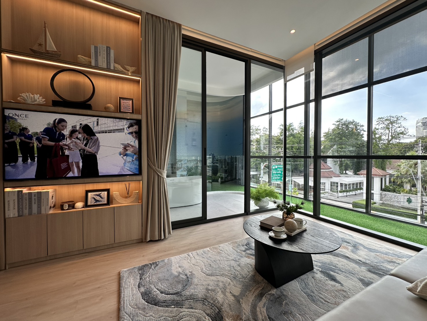 For sale : Hot Property in Wongamat | Luxury 2-Bedroom Unit, Best Investment & Special Promotion