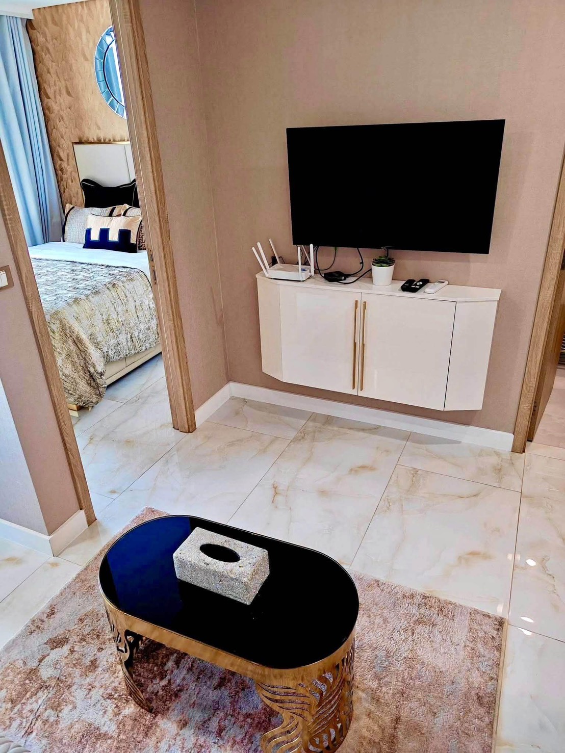 На продажу: роскошный кондо на первой линии у моря в Copacabana Beach Jomtien